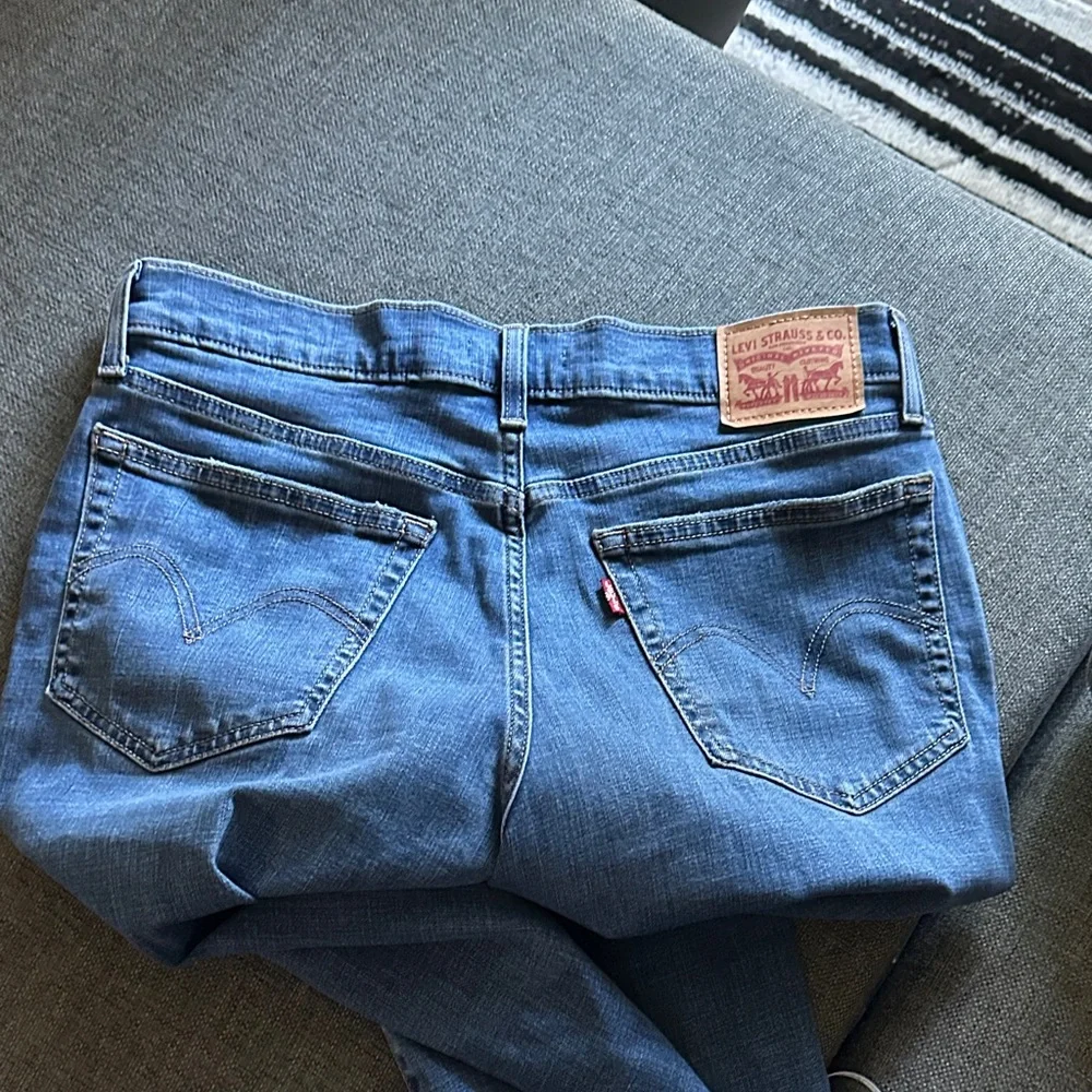 Levi's Women's Boyfriend Jeans in Blue - Picture 7 of 7